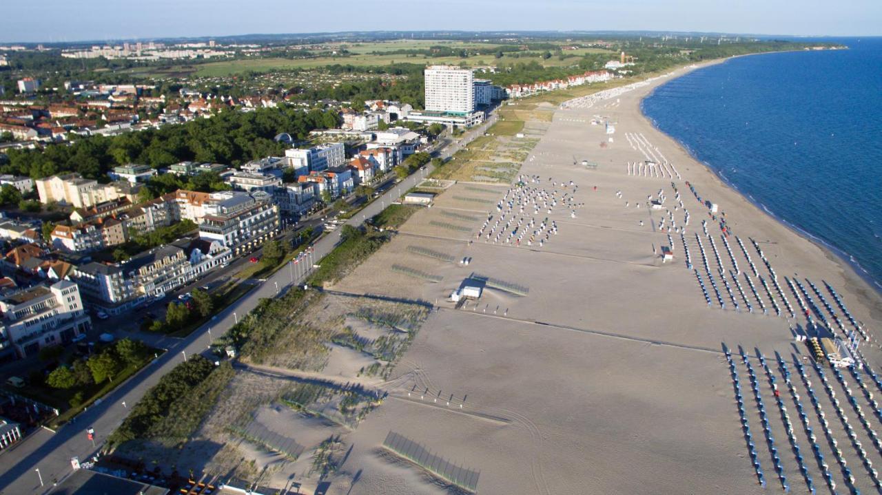 Appartamento Haus Der Kurzen Wege Rostock Esterno foto