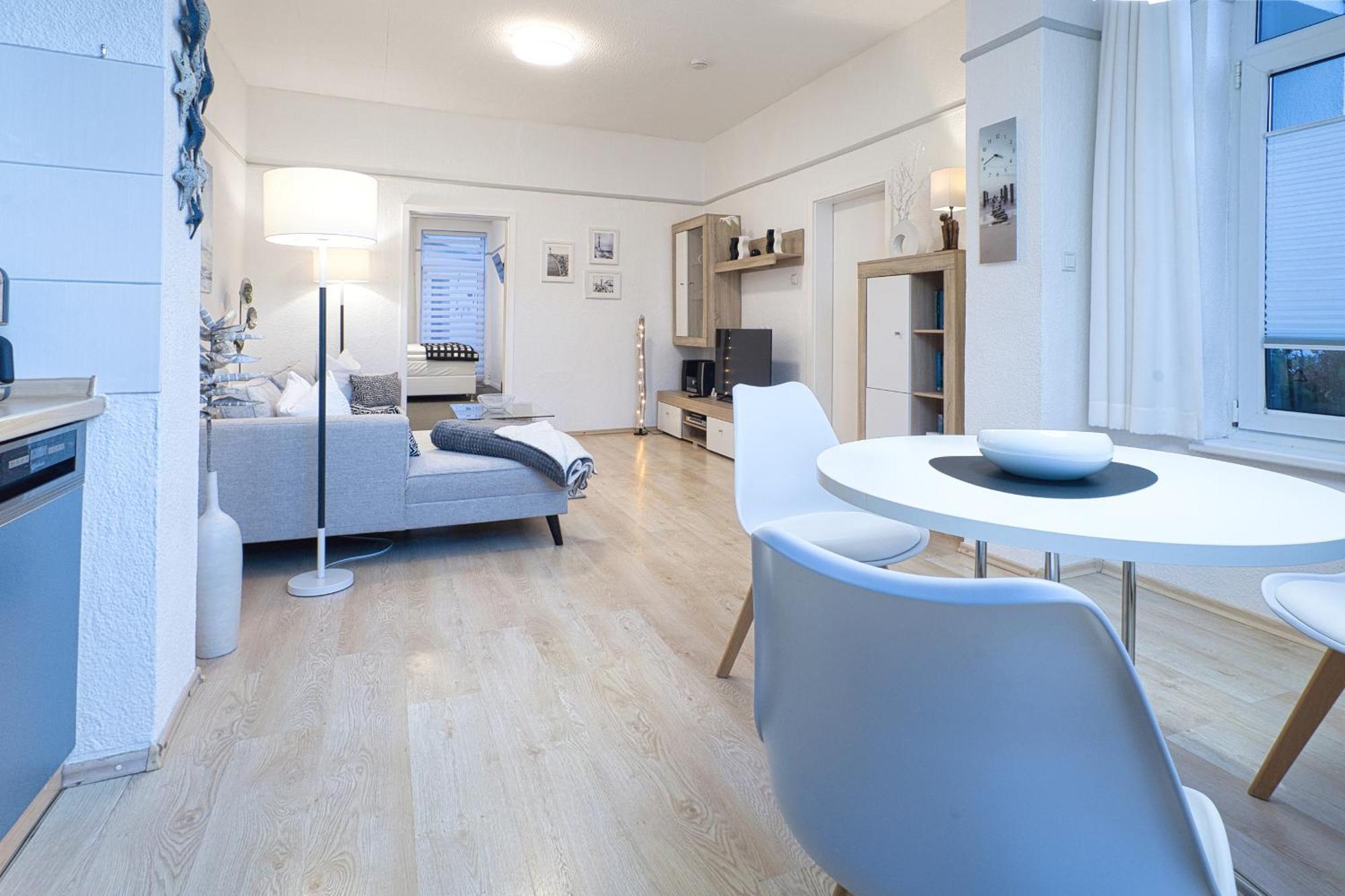 Appartamento Haus Der Kurzen Wege Rostock Esterno foto